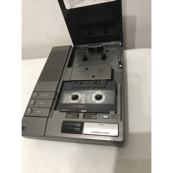 Vintage Panasonic KX-T1920 Cassette Tape Telephone Answering Machine Broken - Picture 2 of 9